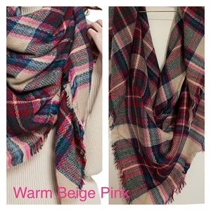 Wander Agio Women’s Warm Beige Pink Shawl NIP